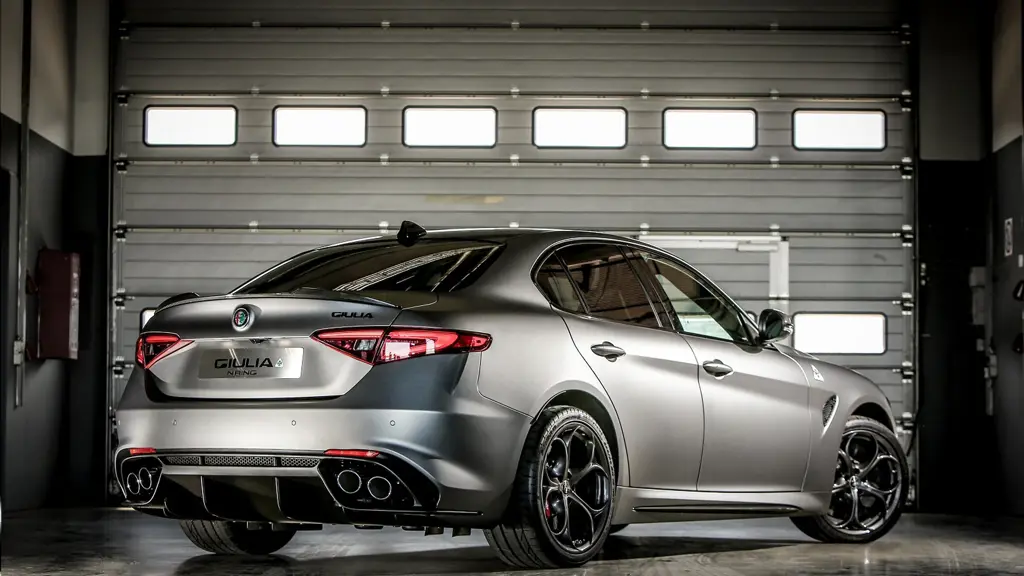 Alfa Romeo Giulia 2.9 V6 BiTurbo Quadrifoglio 4dr Auto