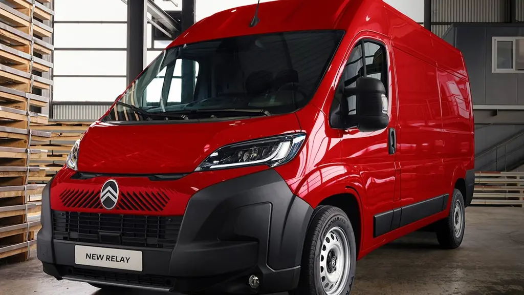 Citroen Relay 3.5T L2 Diesel 2.2 Bluehdi 140 H2 Van Driver