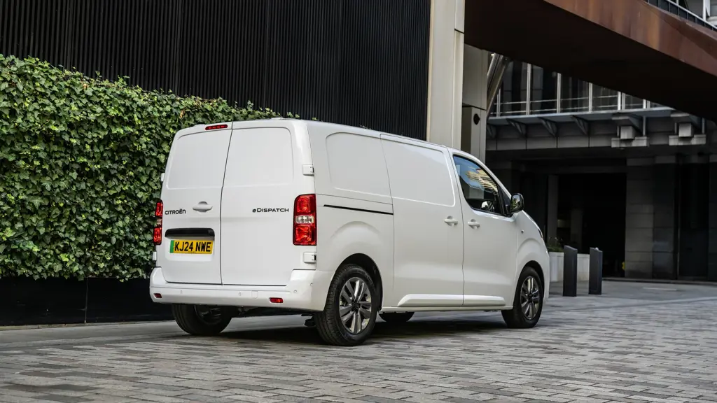 Citroen Dispatch M Diesel 2.2 D 150PS Crew Van Driver EAT8