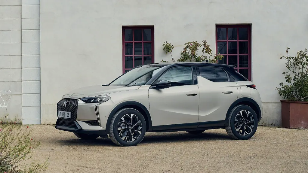 DS DS 3 1.2 HYBRID 145 Pallas 5dr e-DSC