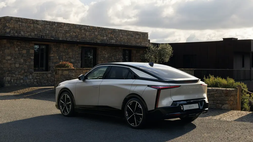 DS NO8 206kW Etoile 97kWh Long Range 5dr Auto
