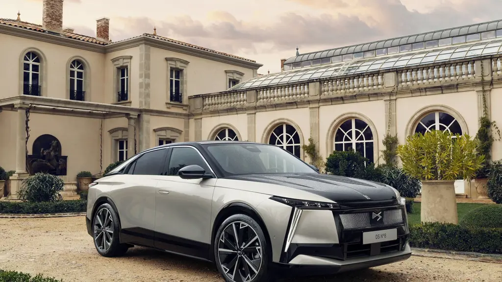 DS NO8 206kW Etoile 97kWh Long Range 5dr Auto