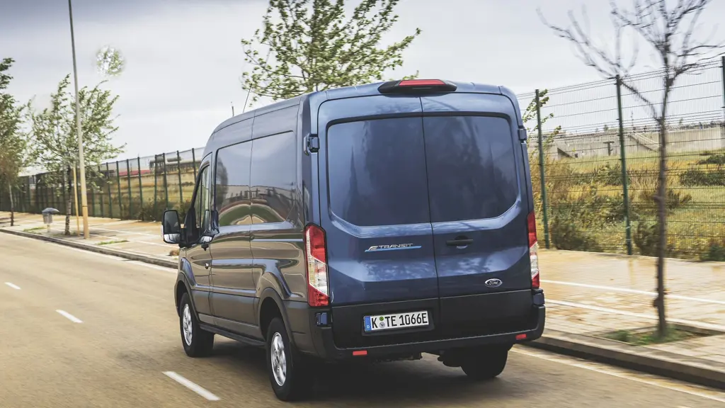 Ford Transit 350 L2 Diesel RWD 2.0 Ecoblue 105PS H2 Trend Van