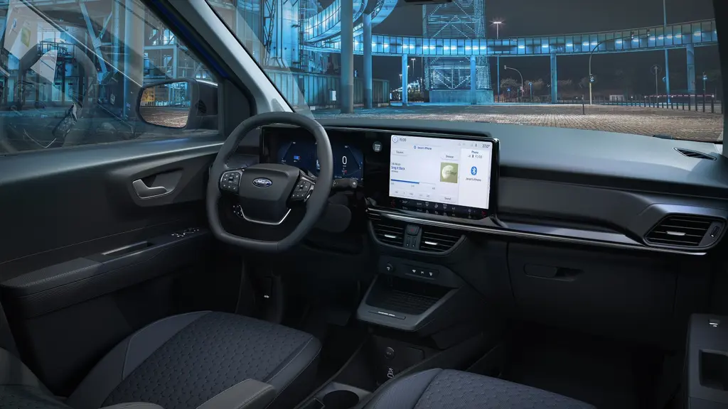Ford Transit Courier E- 100KW 43KWH Limited Van Auto