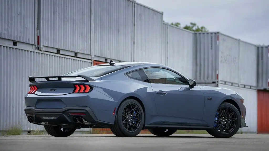Ford Mustang 5.0 V8 GT 2dr Auto