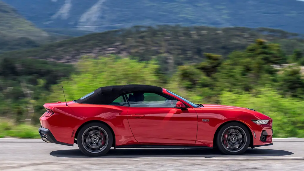 Ford Mustang 5.0 V8 GT 2dr Auto