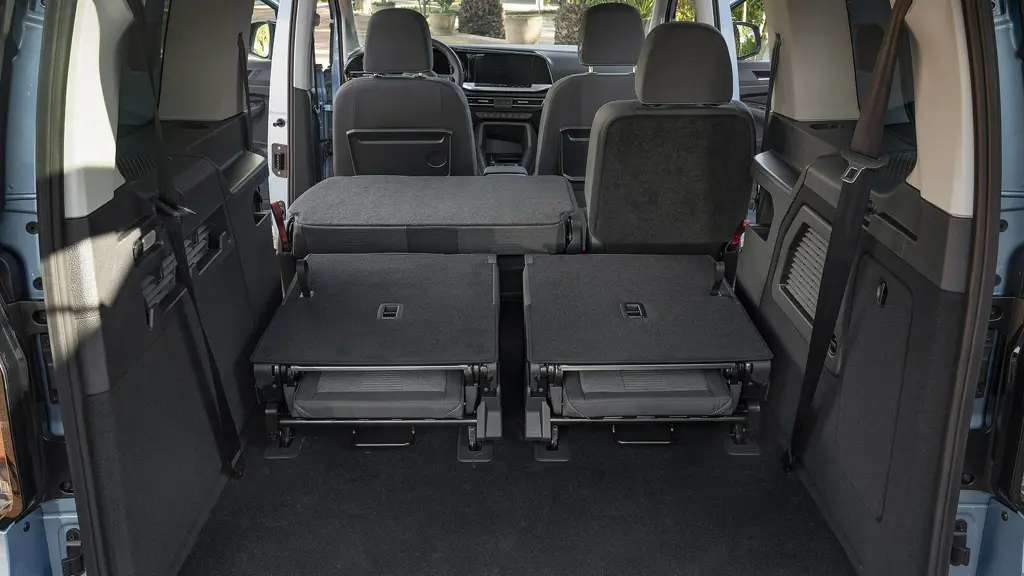 Ford Tourneo Connect 1.5 EcoBoost PHEV 150 Active 5dr Auto