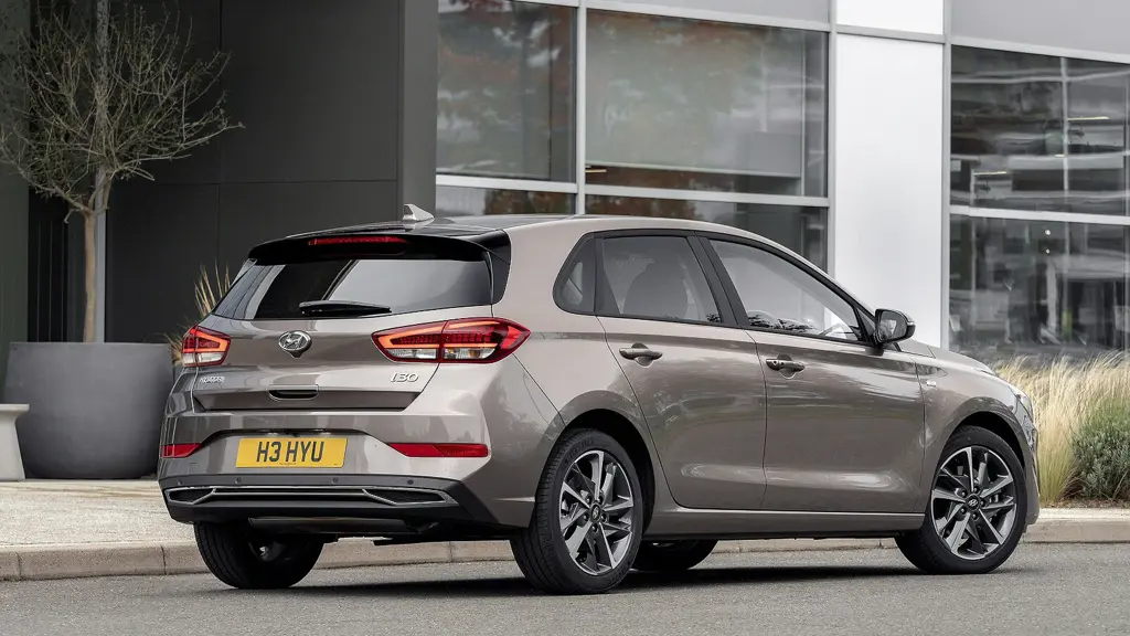 Hyundai i30 1.5T GDi 48v Hybrid Advance 5dr