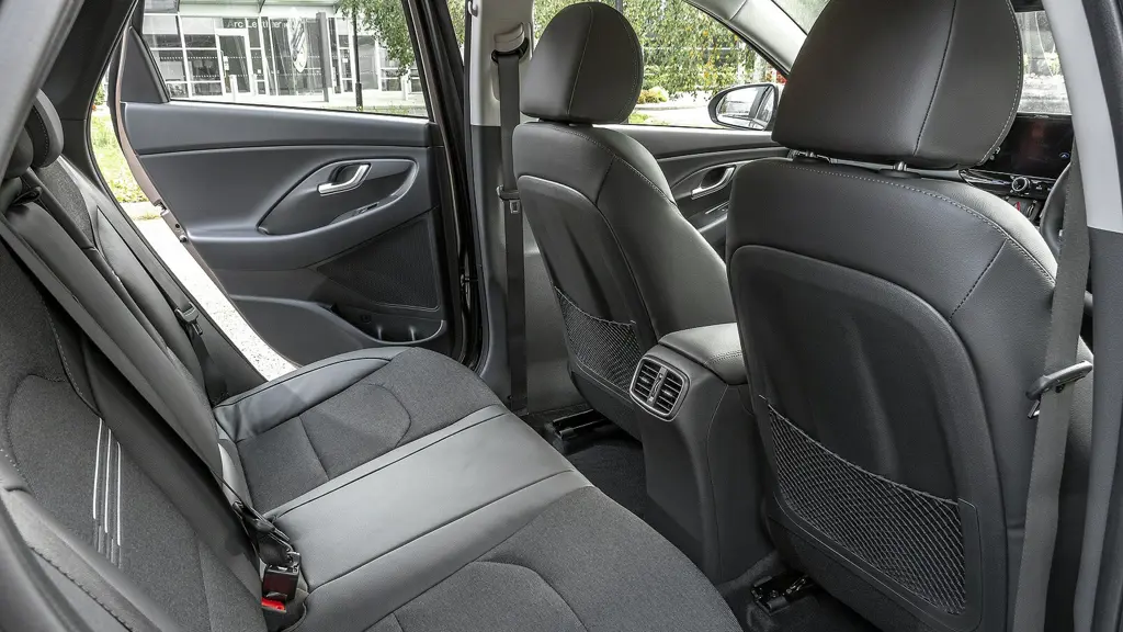 Hyundai i30 1.5T GDi 48v Hybrid Advance 5dr