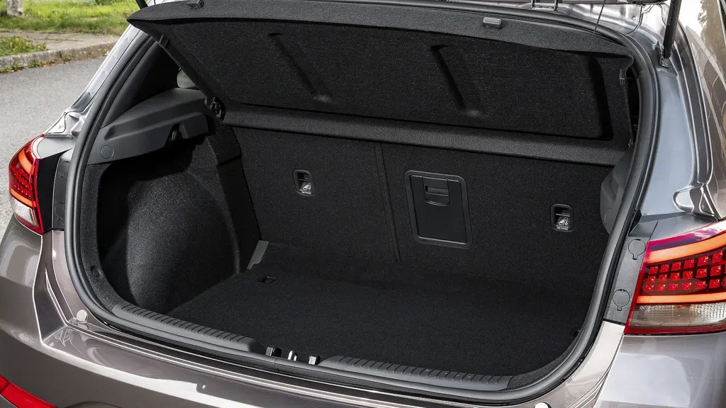 Hyundai i30 1.5T GDi 48v Hybrid Advance 5dr