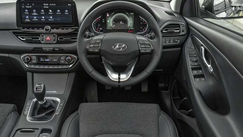 Hyundai i30 1.5T GDi 48v Hybrid Advance 5dr