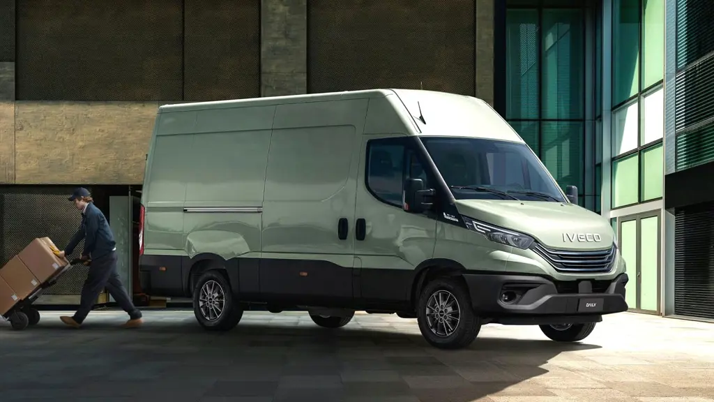 Iveco Daily 35S16 Diesel 2.3 Chassis CAB 4100 WB