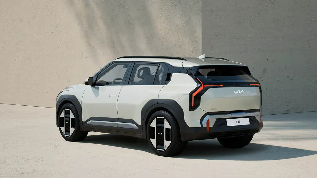 Kia EV3 150kW Air 81.4kWh 5dr Auto