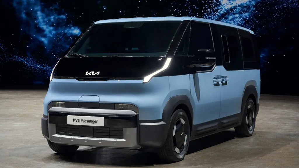 Kia PV5 120kW Plus Long Range 71kWh 5dr Auto