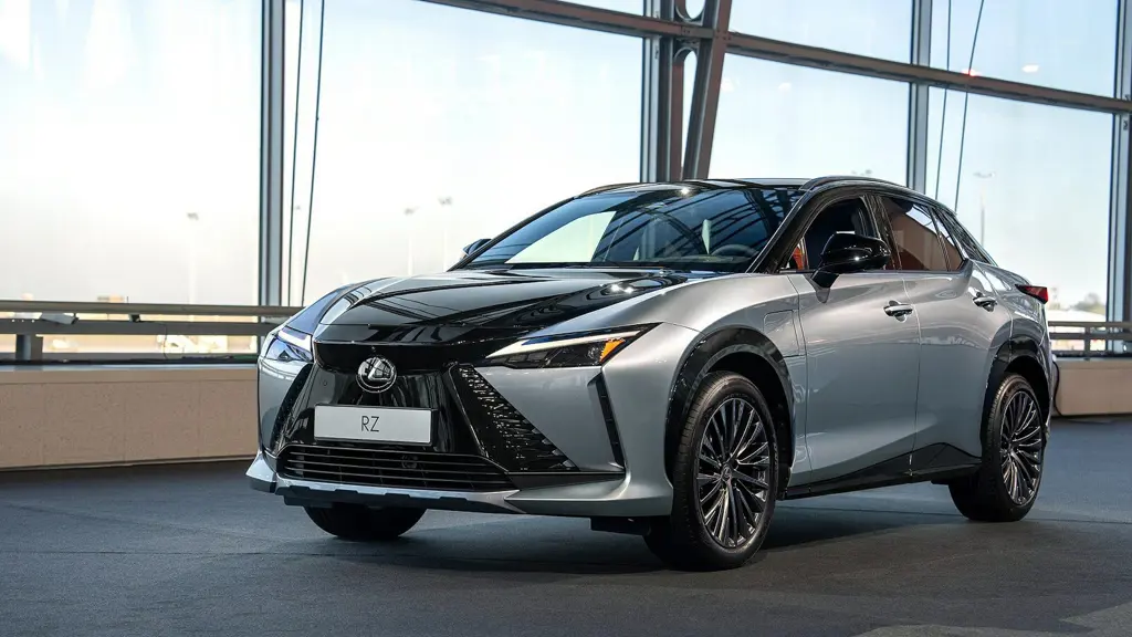 Lexus Rz 300e 150kW Premium + 71 kWh 5dr Auto Bi-tone