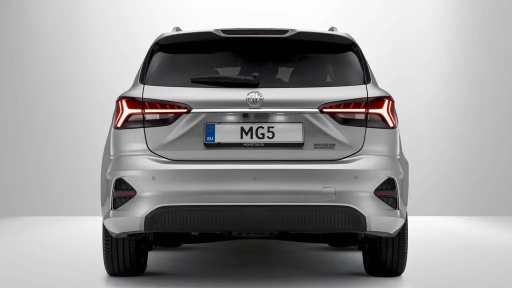 MG Motor UK MG5 115kW Trophy EV Long Range 61kWh 5dr Auto