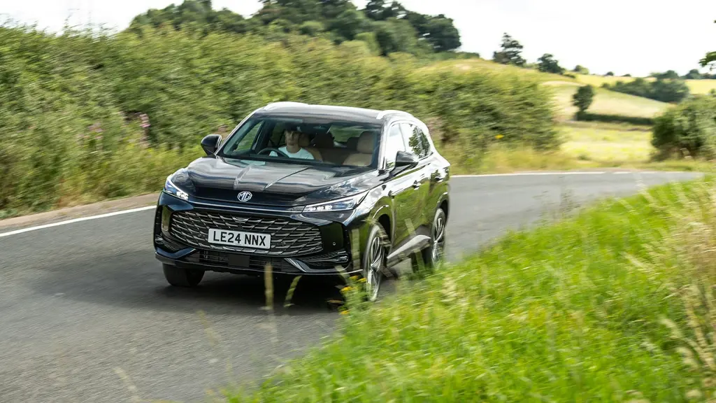 MG Motor UK Hs 1.5 T-GDI PHEV Trophy 5dr Auto
