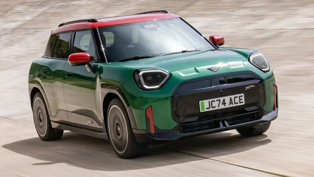 MINI Aceman 135kW E Classic 43kWh 5dr Auto