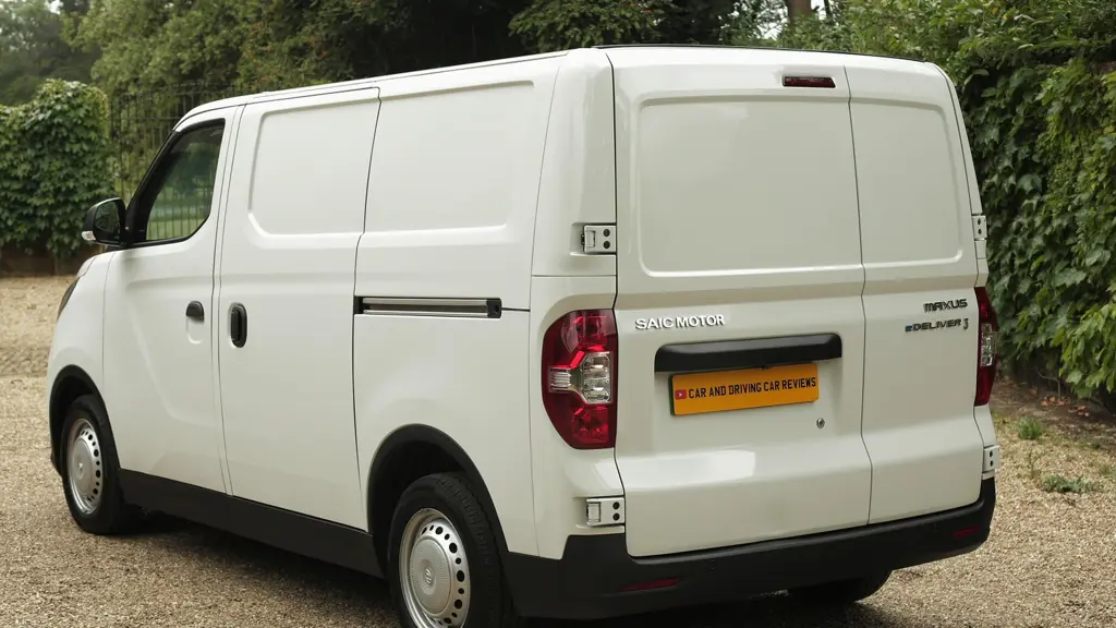 Maxus Deliver 3 E L1 Electric 118KW H1 Van 50.2Kwh Auto