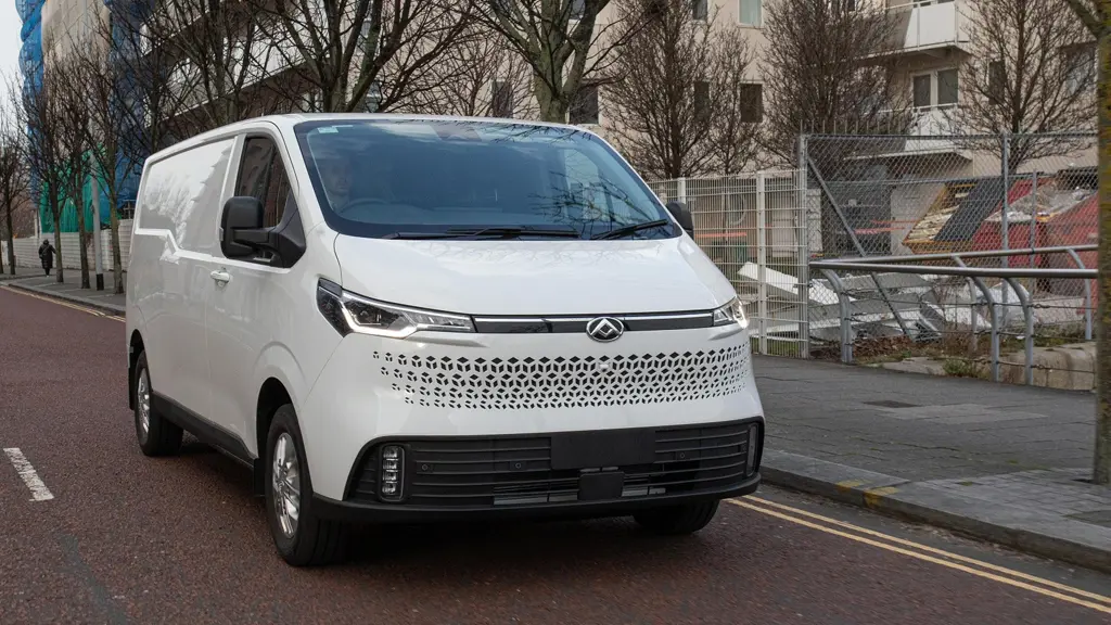 Maxus Deliver 7 L2 Diesel FWD 2.0 D20 H1 150 Van