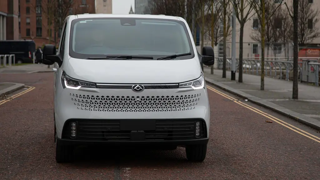 Maxus Deliver 7 L2 Diesel FWD 2.0 D20 H1 150 Van