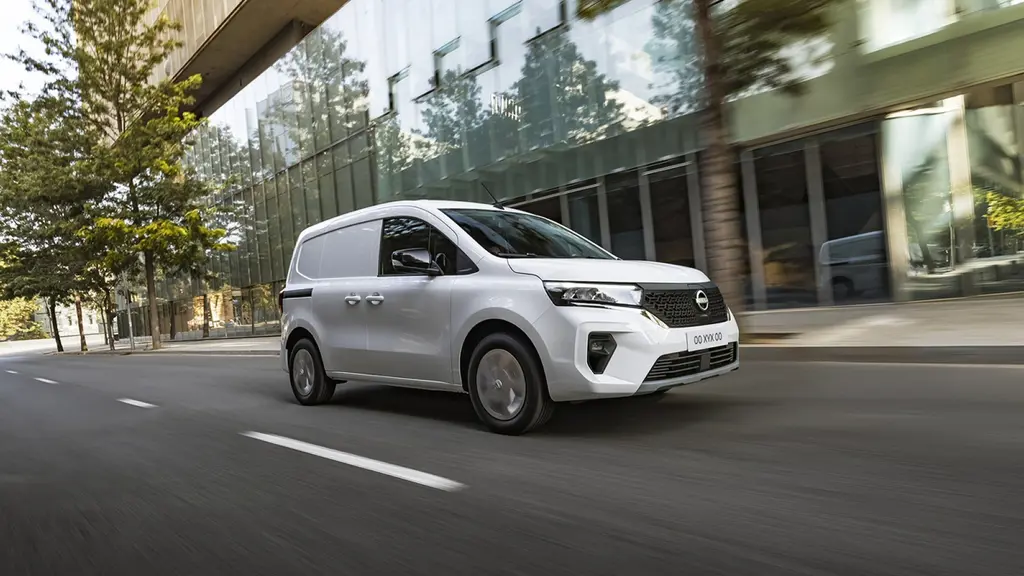 Nissan Townstar L2 Electric 90KW Tekna Van Auto 45KWH Safety