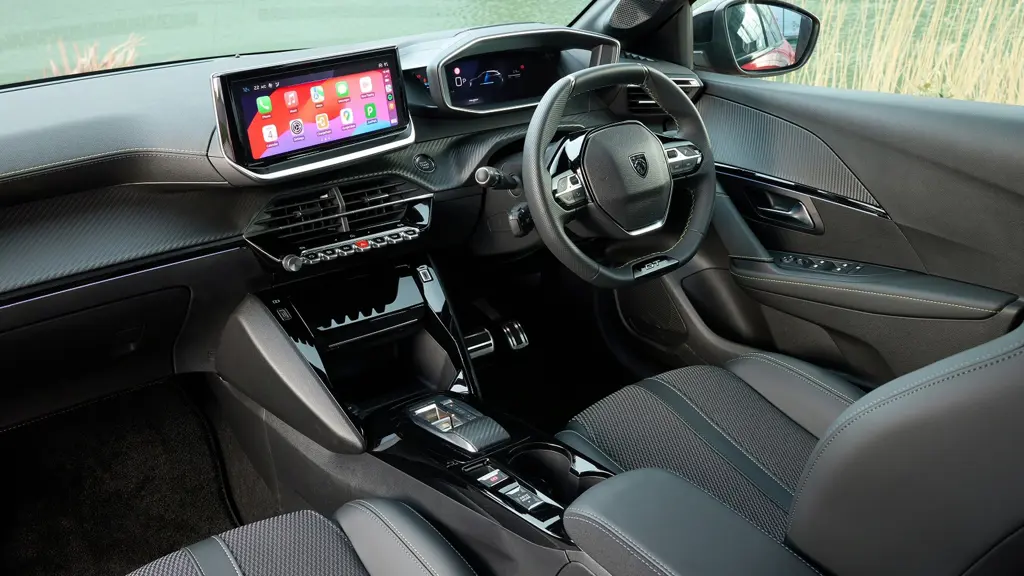 Peugeot 208 1.2 Hybrid 145 GT 5dr e-DSC6