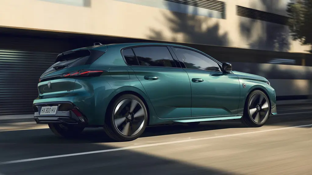 Peugeot 308 1.2 Hybrid 145 GT 5dr e-DSC6