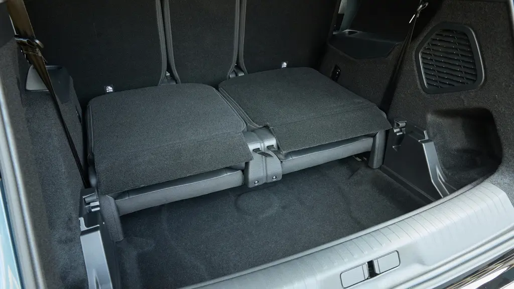 Peugeot 5008 1.6 Plug-in Hybrid 195 Allure 5dr e-DSC7