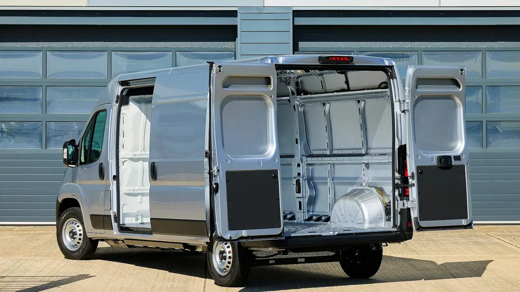 Peugeot Boxer E- 440 L4 205KW 110Kwh H2 Van Professional Auto 22KW