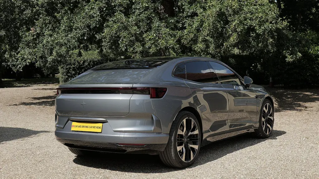 Polestar 4 400kW 100kWh Long Range Dual Motor Plus 5dr Auto