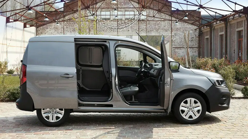 Renault Kangoo L2 E-Tech LL21 90KW 44KWH Advance Safety Crew Van Auto
