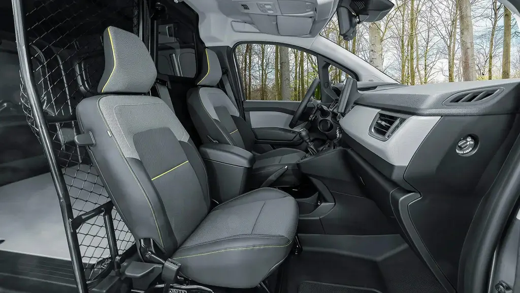 Renault Kangoo L2 E-Tech LL21 90KW 44KWH Advance Safety Crew Van Auto