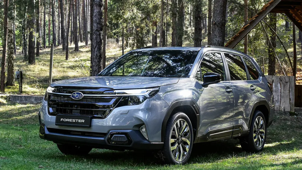 Subaru Forester 2.0i e-Boxer Field 5dr Lineartronic