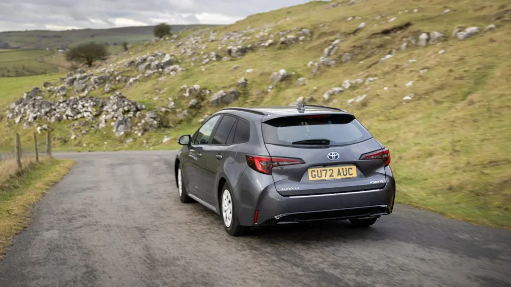 Toyota Corolla Petrol 1.8 VVT-I Hybrid 140 Commercial Auto