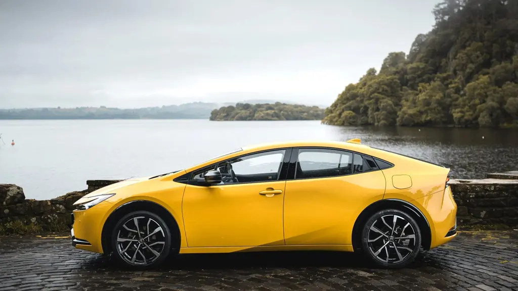 Toyota Prius 2.0 PHEV Excel 5dr CVT
