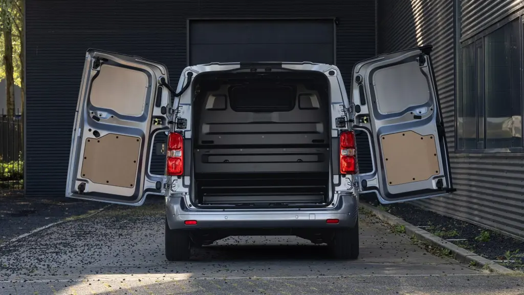 Toyota Proace L2 Diesel 2.0D 145 Icon Crew Van