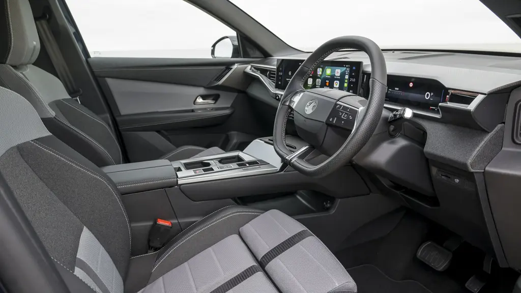 Vauxhall Grandland 1.2 Hybrid 145 GS Intelli-LED 5dr e-DCT6