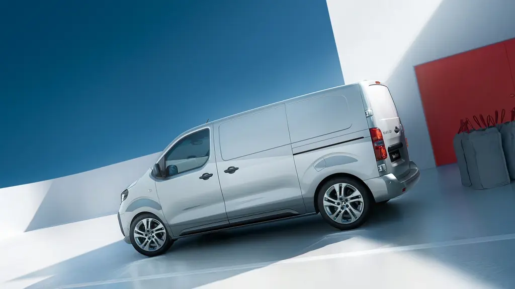 Vauxhall Vivaro M Diesel Special Edition 2.0 Turbo D 145 GS H1 Double CAB