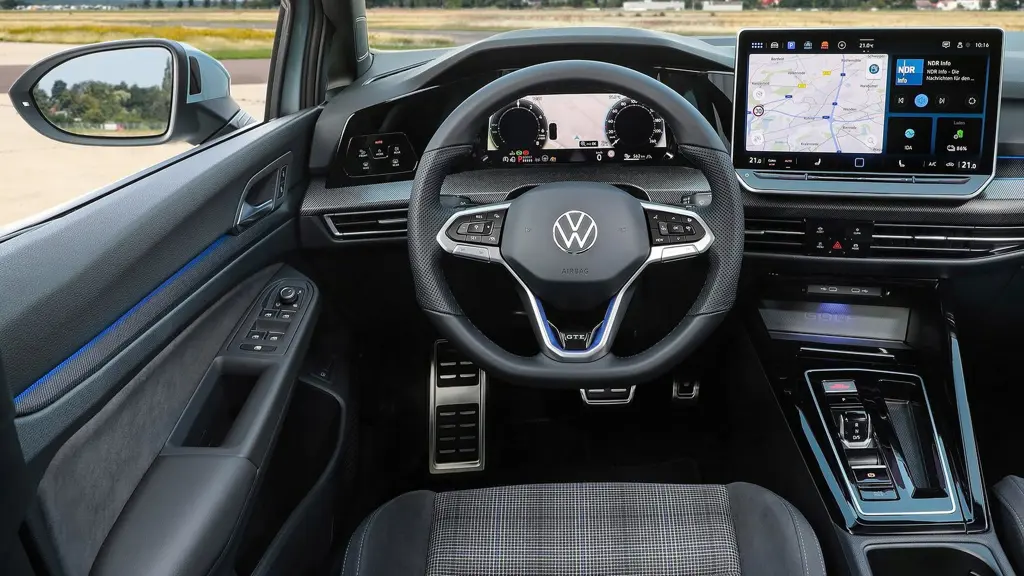 Volkswagen Golf 1.5 TSI 272 GTE eHybrid 5dr DSG