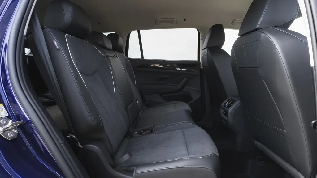 Volkswagen Tayron 1.5 eTSI R-Line 5dr DSG7 7 Seat
