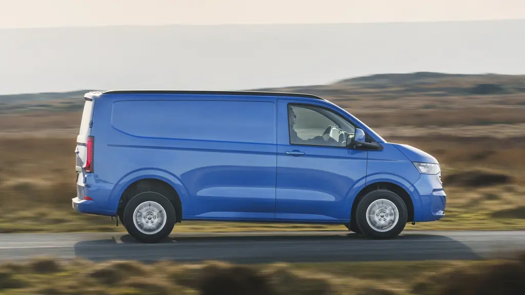 Volkswagen Transporter T32 SWB Diesel 2.0 TDI 150 Commerce PRO S Kombi Van