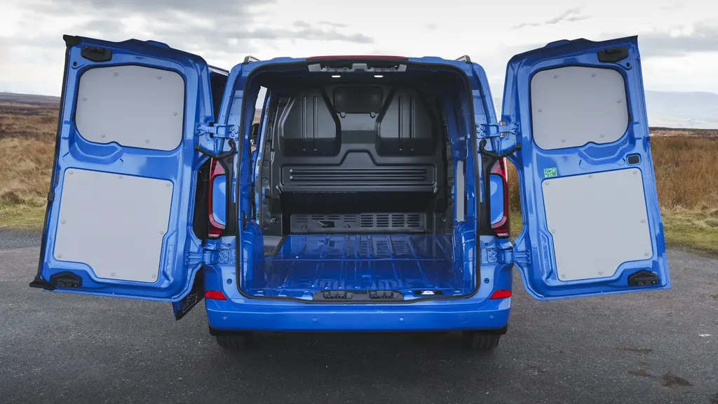 Volkswagen Transporter T32 SWB Diesel 2.0 TDI 150 Commerce PRO S Kombi Van