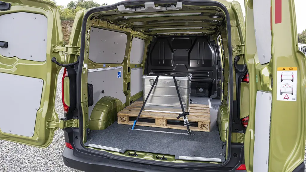 Volkswagen Transporter T32 SWB Electric 100KW 70KWH Commerce Plus Kombi Van Auto