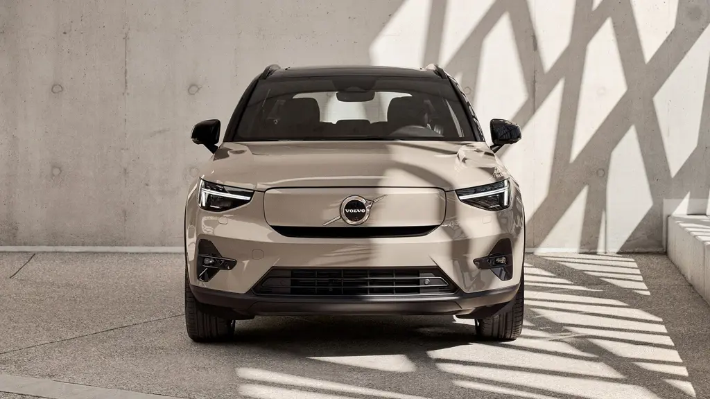 Volvo EX40 175kW Single Motor Plus 69kWh 5dr Auto