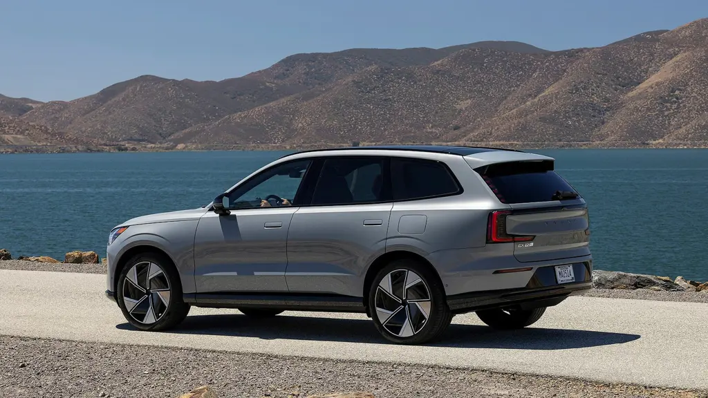 Volvo EX90 335kW Twin Motor Core 106kWh 5dr Auto