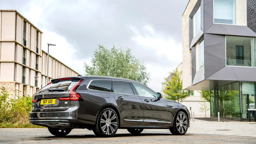 Volvo V90 2.0 T6 350 PHEV Plus Dark 5dr AWD Auto