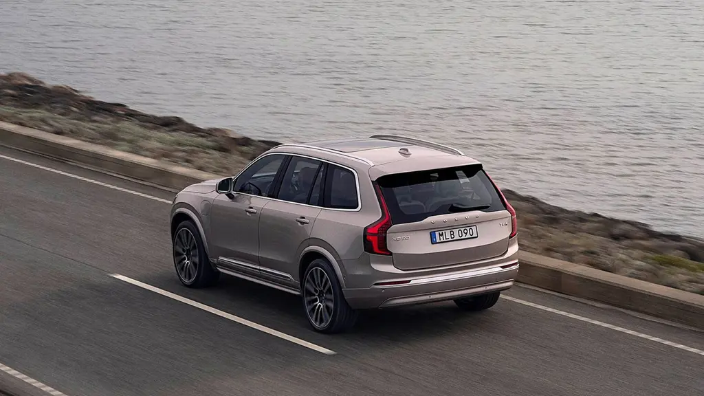 Volvo XC90 2.0 T8 406 PHEV Core Bright 5dr AWD Geartronic