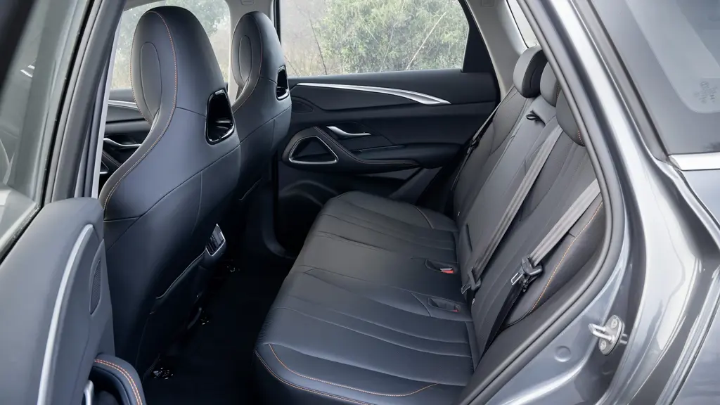 BYD Sealion 5 1.5 DM-i Design 5dr Auto