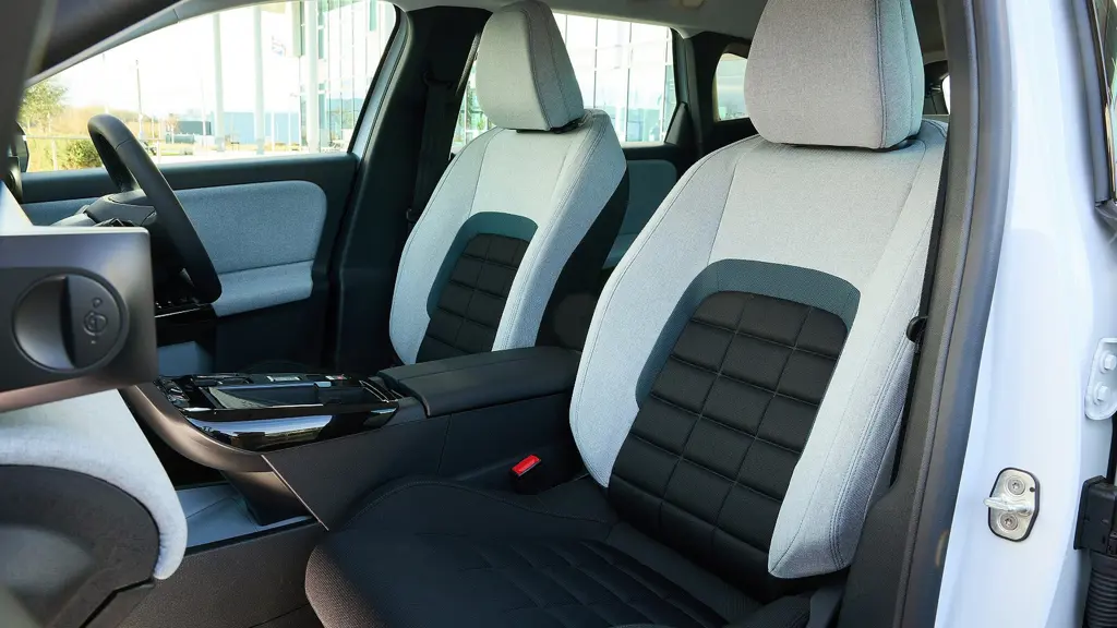 Citroen C5 Aircross 170kW Plus Long Range 97kWh 5dr Auto